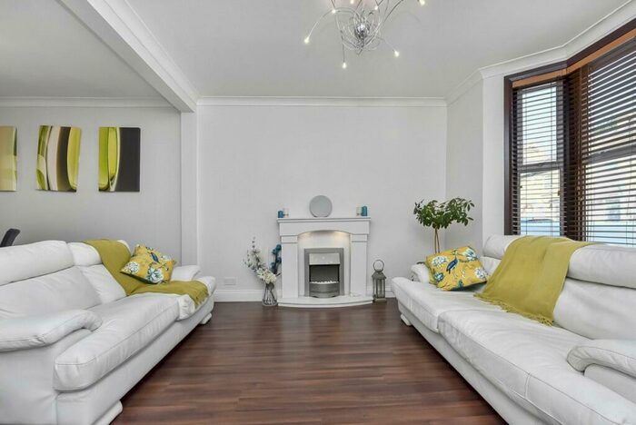 3 Bedroom Terraced House To Rent In Neville Road, Forest Gate, London, E7