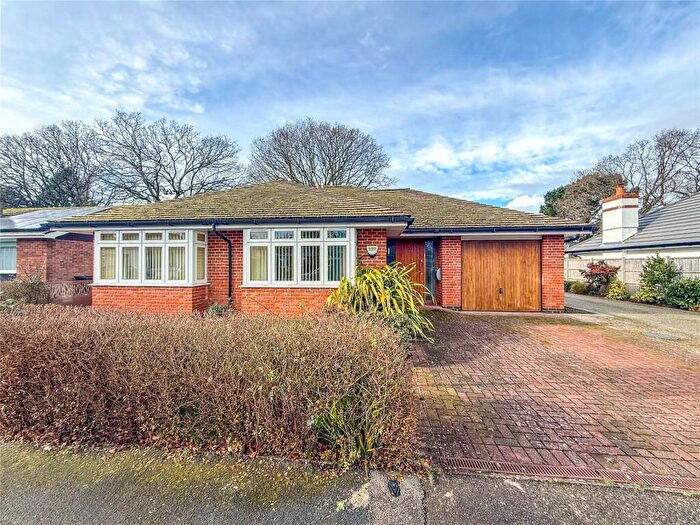 3 Bedroom Bungalow For Sale In Springfield Avenue, Christchurch, Dorset, BH23