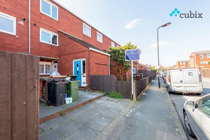 3 Bedroom Maisonette To Rent In Church Hill Walk, London, E9