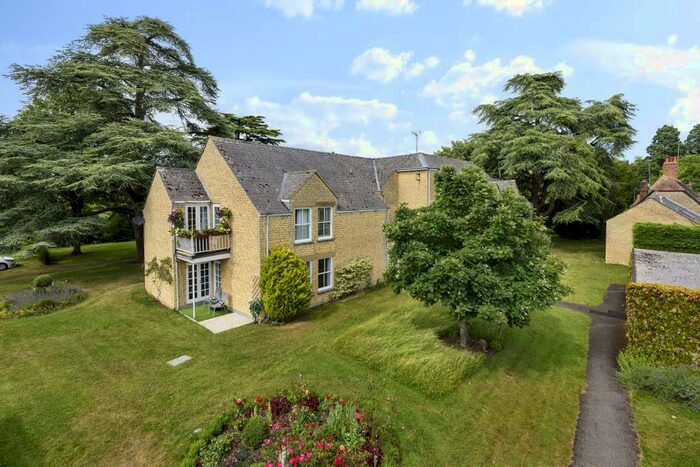 2 Bedroom Apartment To Rent In Stratton Audley Manor, Stratton Audley, OX27