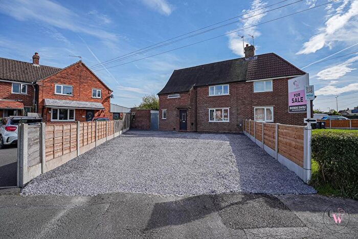 2 Bedroom Semi Detached House For Sale In Cedar Grove, Winsford, CW7