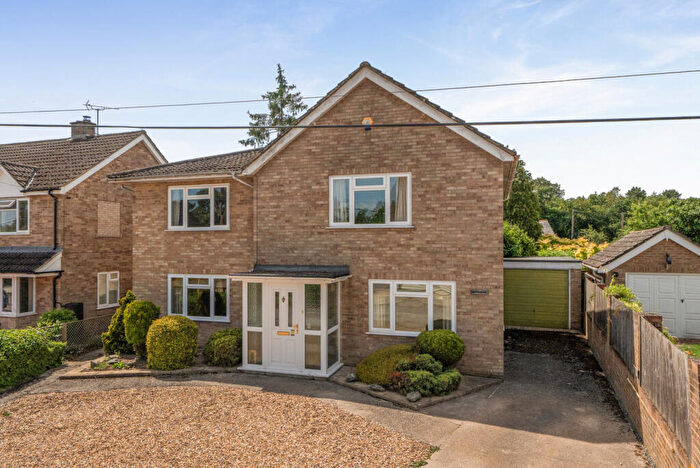 4 Bedroom Detached House For Sale In Palmers Lane, Burghfield Common, Reading, Berkshire, RG7
