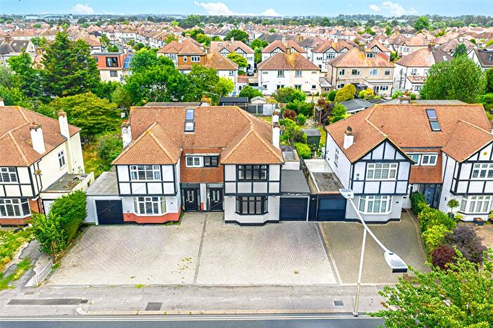 3 Bedroom Semi-Detached House For Sale In Prince Avenue, Southend-on-Sea, Essex, SS2