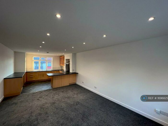 3 Bedroom Maisonette To Rent In Handel Way, Edgware, HA8