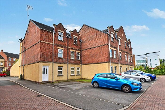 2 Bedroom Flat For Sale In Whitehall Drive, Leeds, West Yorkshire, LS12