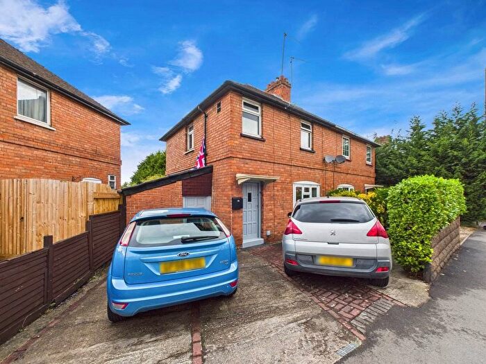 3 Bedroom Semi-Detached House For Sale In Astwood Road, Worcester, Worcestershire, WR3
