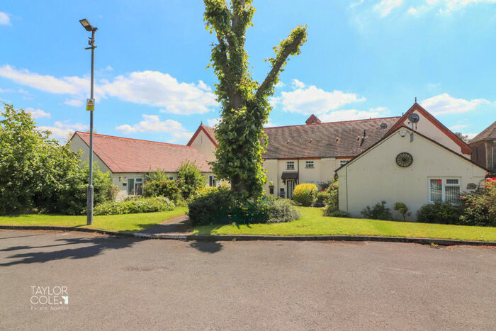 1 Bedroom Semi-Detached Bungalow For Sale In Church Lane, Kingsbury, B78