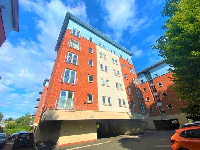 2 Bedroom Apartment To Rent In Elmira Way, Salford, M5