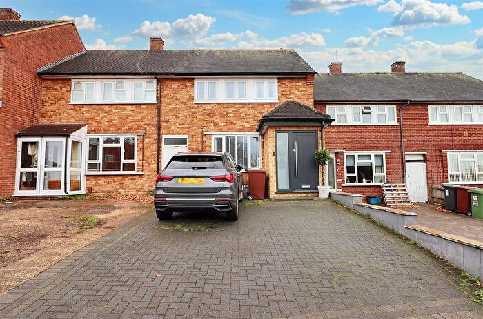 3 Bedroom Property For Sale In Walshford Way, Borehamwood, WD6