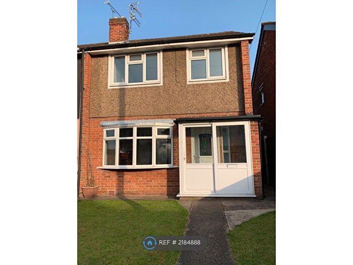 3 Bedroom Semi-Detached House To Rent In Kentmere Close, Coventry, CV2