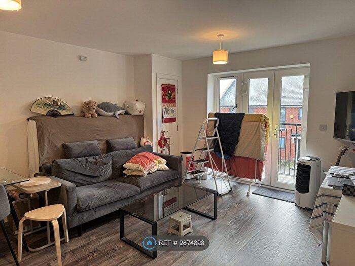 1 Bedroom Flat To Rent In Nightingale Way, Reading, RG30