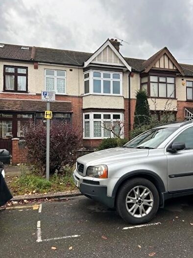 3 Bedroom Property To Rent In Strathfield Gardens, Barking, IG11