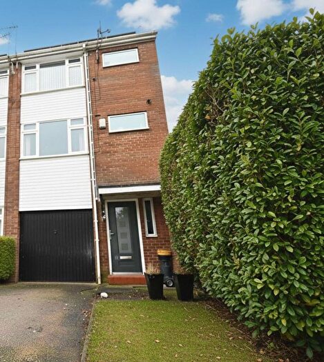 4 Bedroom Terraced House For Sale In Stoneacre Court, Swinton, M27