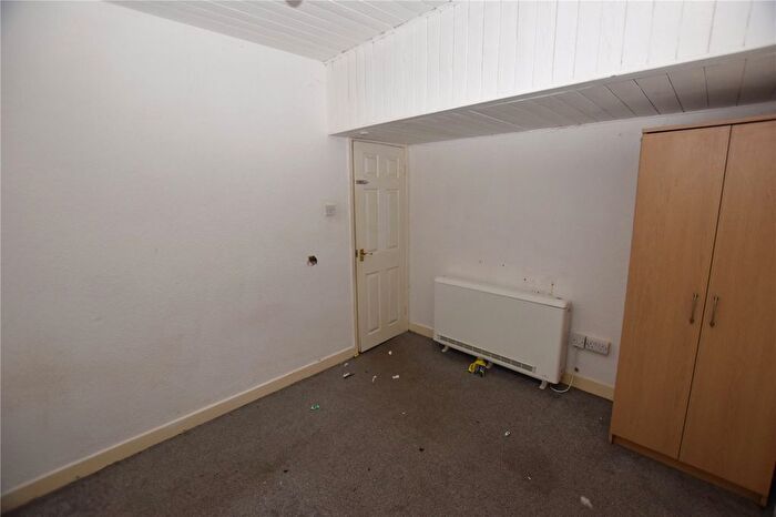 1 Bedroom Flat For Sale In Grange Cottages, Ferrybridge Road, Knottingley, West Yorkshire, WF11