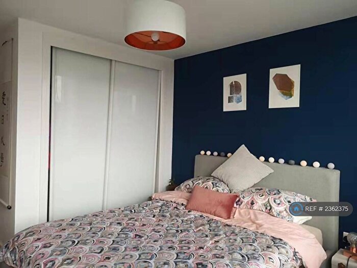 1 Bedroom Flat To Rent In Churchill Place, Basingstoke, RG21