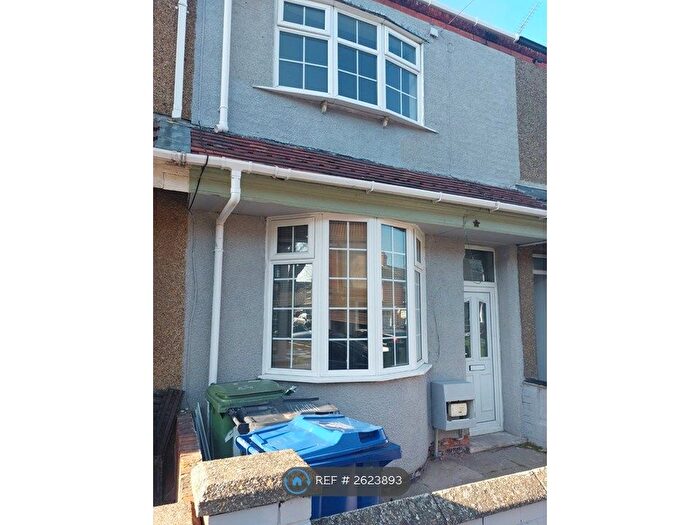 3 Bedroom Terraced House To Rent In Fairmont Road, Grimsby, DN32