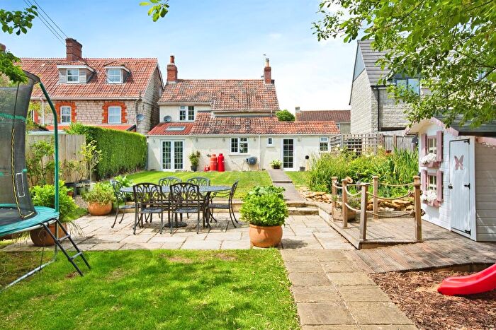 3 Bedroom Detached House For Sale In High Street, Sparkford, Yeovil, BA22