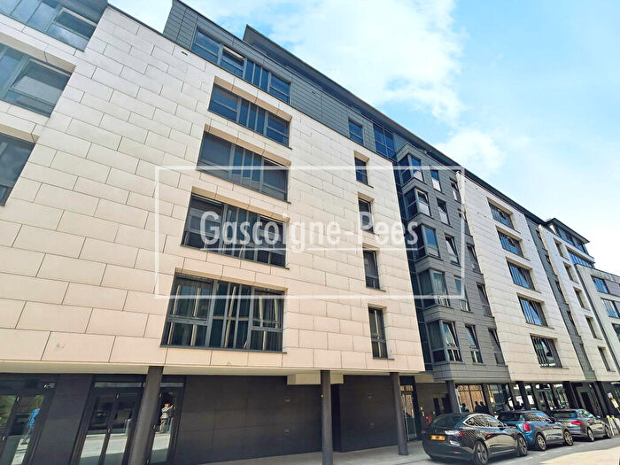 2 Bedroom Apartment To Rent In The Residence, Guildford, GU1