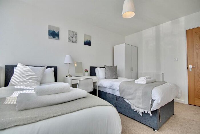 2 Bedroom Flat To Rent In Enterprise House, Isambard Brunel Road, PO1