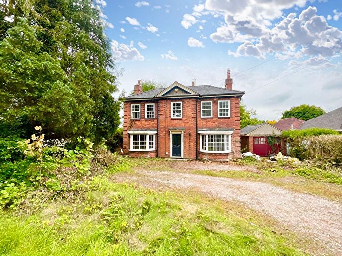 4 Bedroom Detached House For Sale In Lichfield Road, Stone, ST15