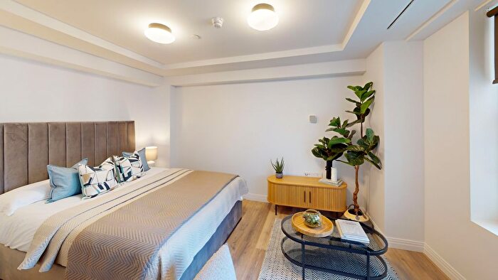 Studio To Rent In Rodney House, Dolphin Square, Chichester Street, London Lx, London, SW1V