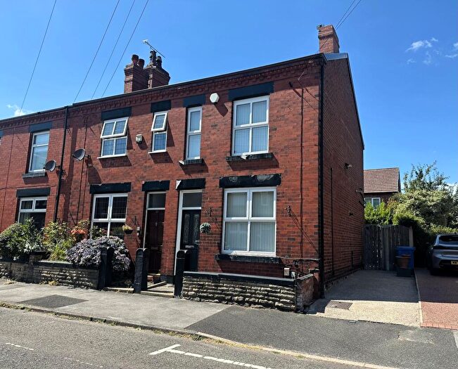 2 Bedroom Terraced House For Sale In Lever Street, Hazel Grove, Stockport, SK7