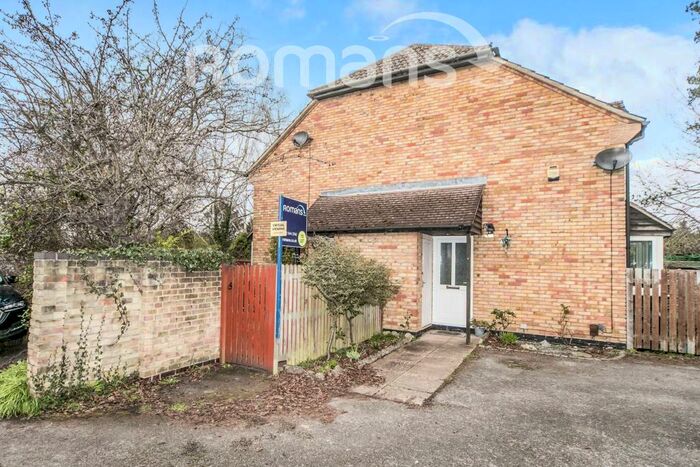 1 Bedroom Cluster House To Rent In Byron Close, Twyford, RG10