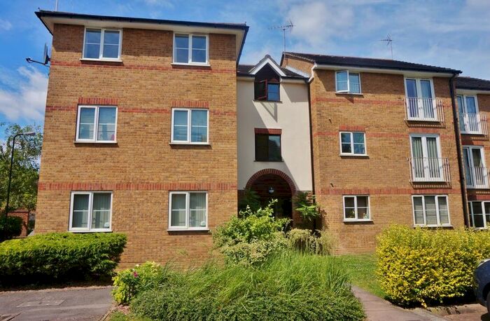 1 Bedroom Flat To Rent In Thurlow Close, London, E4