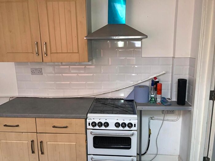 4 Bedroom End Of Terrace House To Rent In Hordern Road, Wolverhampton, WV6