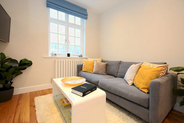 1 Bedroom Flat To Rent In Inverness Terrace, London, W2