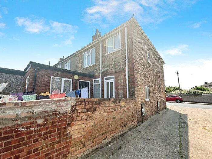 1 Bedroom Flat To Rent In Lord Street, Grimsby, Lincolnshire, DN31