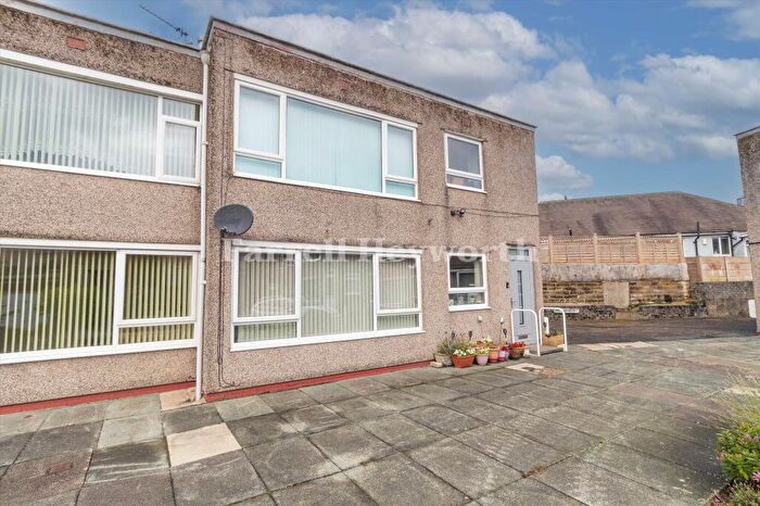 2 Bedroom Flat For Sale In Dallas Court, Morecambe, LA4