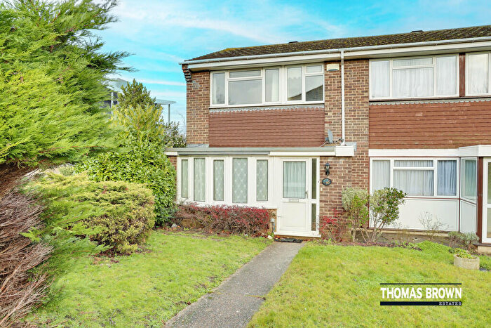 3 Bedroom End Of Terrace House For Sale In Wellbrook Road, Orpington, BR6