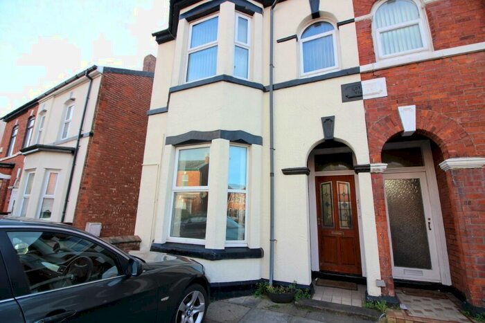 1 Bedroom Flat To Rent In St Lukes Road, Southport, PR9