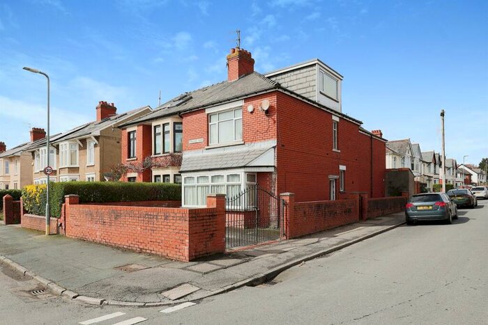 4 Bedroom Semi Detached House For Sale In Foreland Road, Whitchurch, Cardiff, CF14