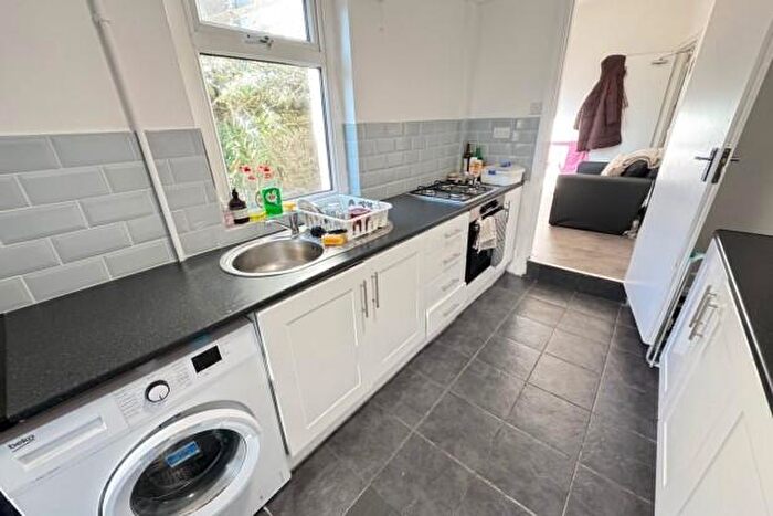 4 Bedroom Terraced House To Rent In Arran Street Cardiff, CF24