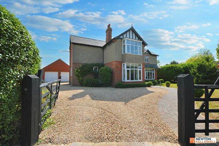 5 Bedroom Detached House For Sale In High Street, Thurlby, Bourne, PE10