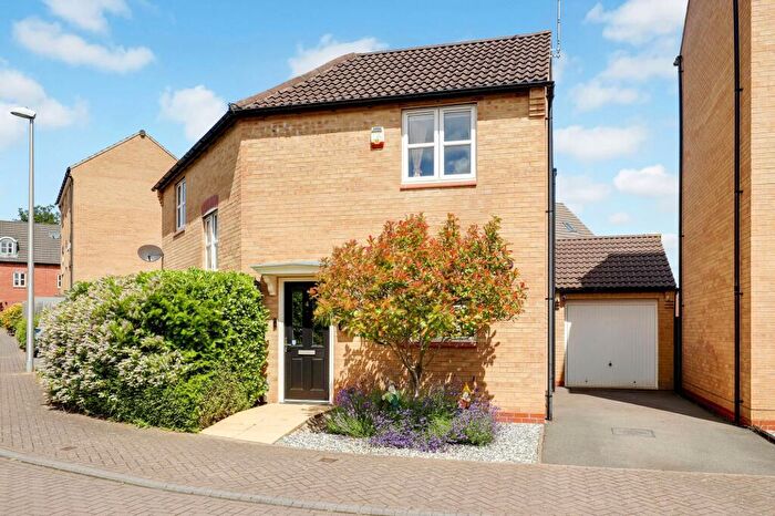 3 Bedroom Detached House For Sale In Justinian Close, Hucknall, NG15