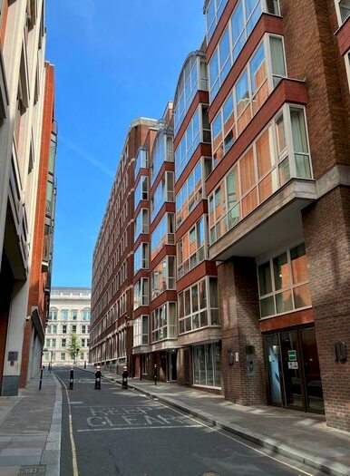 1 Bedroom Apartment To Rent In Hosier Lane, London, EC1A
