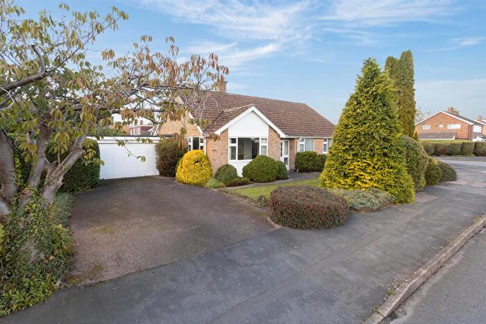 3 Bedroom Detached Bungalow For Sale In Hill Top Avenue, Great Glen, Leicester, LE8