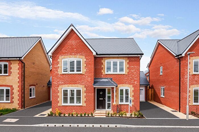 4 Bedroom Detached House For Sale In Glovers Road, Stalbridge, Sturminster Newton, DT10