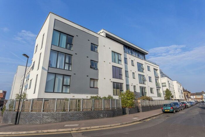 1 Bedroom Flat To Rent In Vellum Court, Hillyfields, Walthamstow, London, E17