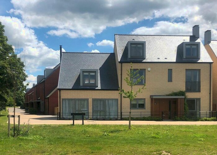 5 Bedroom Detached House To Rent In Avalon Way, Trumpington, Cambridge, CB2