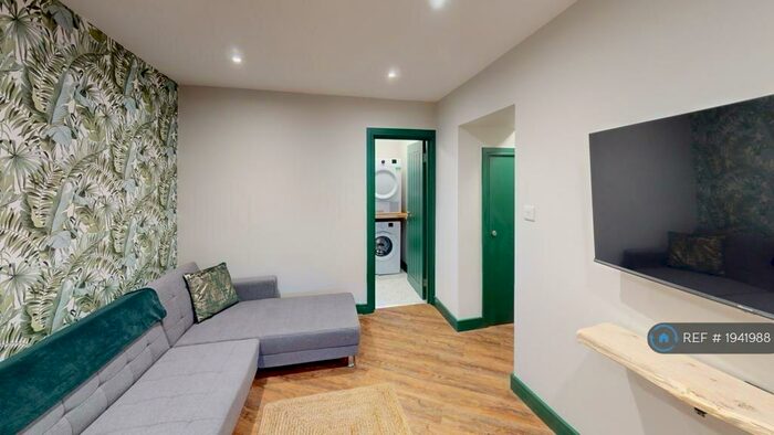 6 Bedroom Terraced House To Rent In Cleeve Green, Bath, BA2