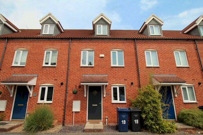 3 Bedroom Detached House To Rent In Troilus Gardens, Hebburn, Tyne And Wear, NE31