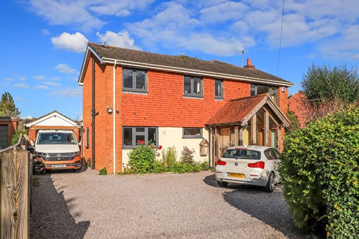 4 Bedroom Country House For Sale In Homington Road, Coombe Bissett, Salisbury, Wiltshire, SP5