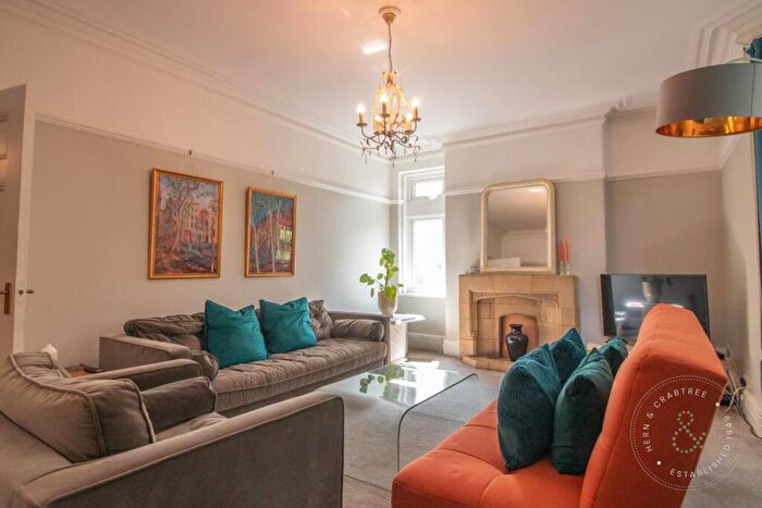2 Bedroom Flat To Rent In Palace Road, Llandaff, Cardiff, CF5