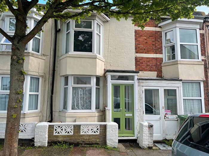 2 Bedroom Property To Rent In Garden Road, Folkestone, CT19