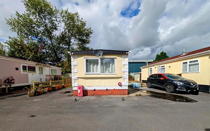2 Bedroom Park Home For Sale In Station Road, Whitland, SA34