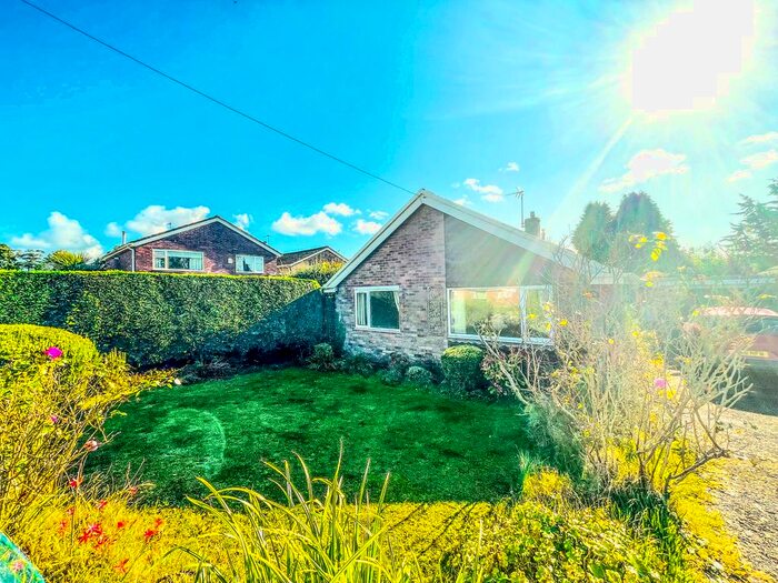 3 Bedroom Bungalow To Rent In Parc-Y-Felin, Creigiau, Cardiff, CF15